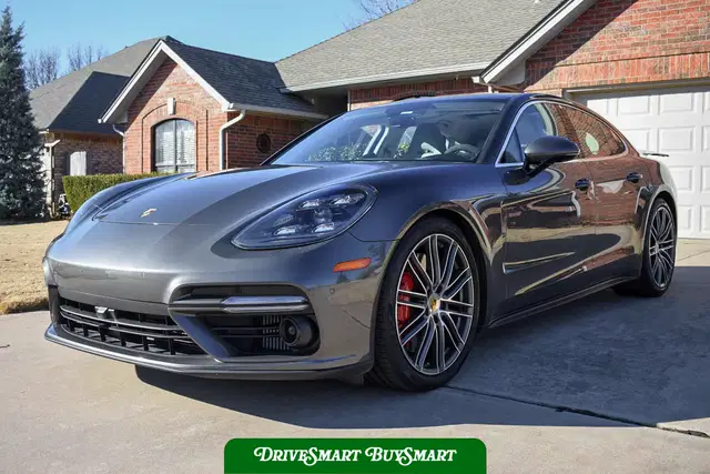 2018 Porsche Panamera Turbo