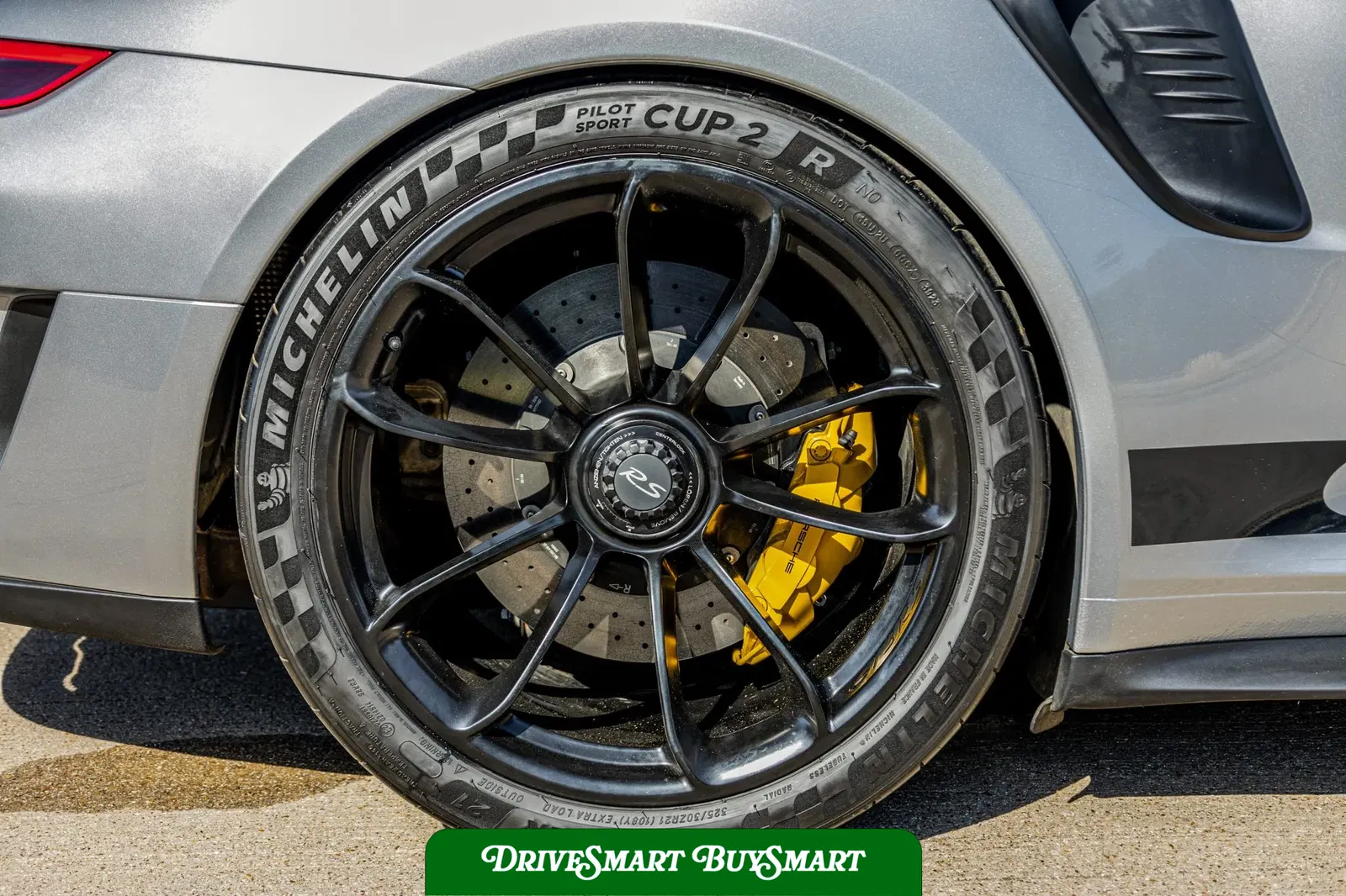2019 Porsche 911 GT3 RS Weissach