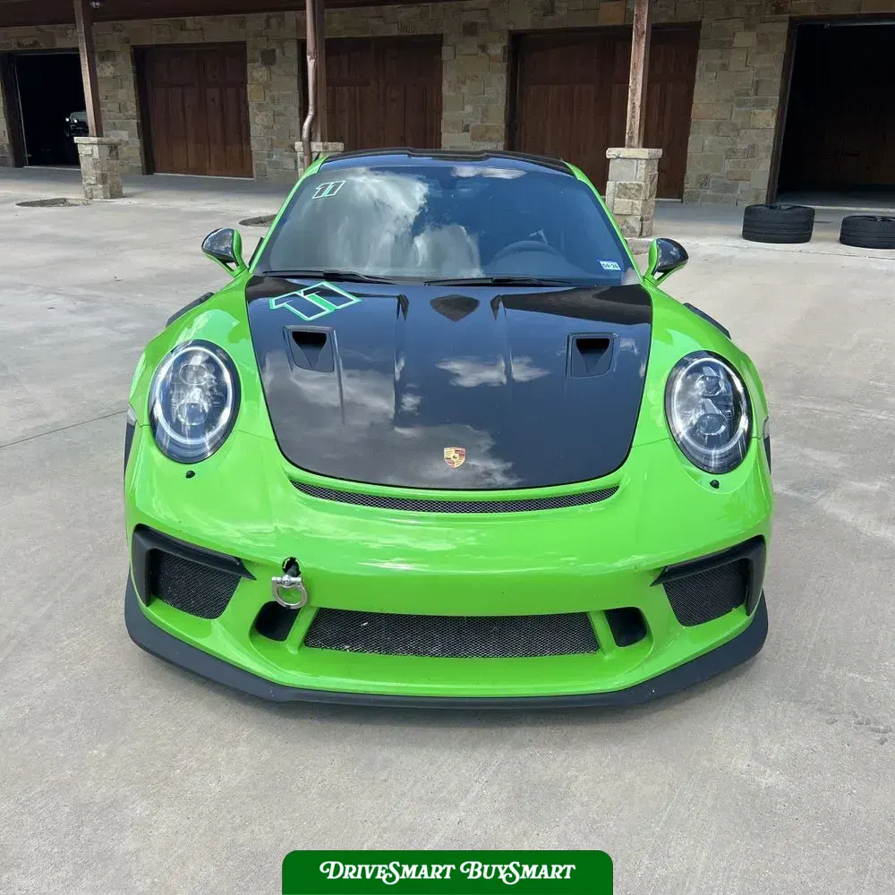 2019 Porsche 911 Carrera