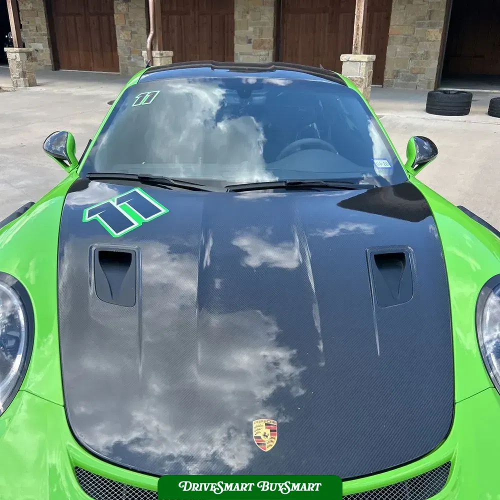2019 Porsche 911 Carrera
