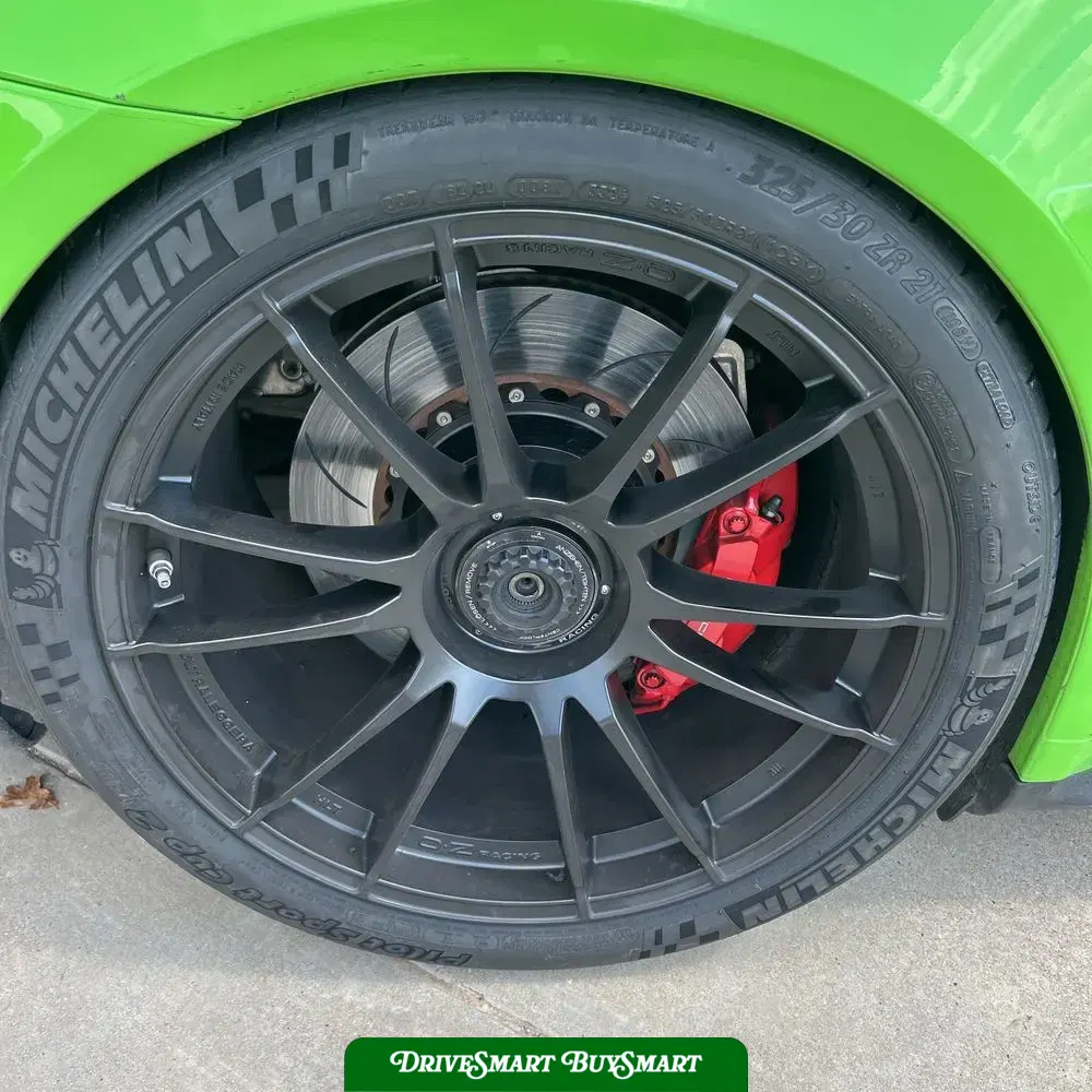 2019 Porsche 911 Carrera