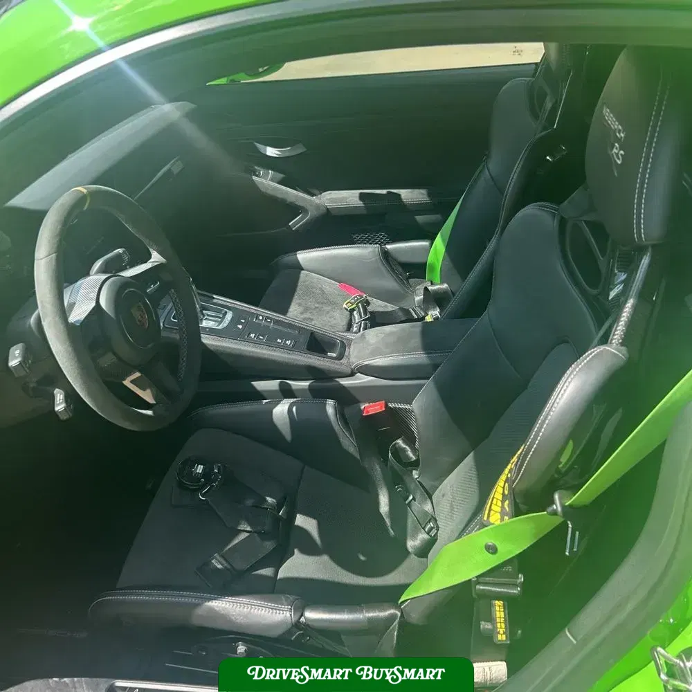 2019 Porsche 911 Carrera