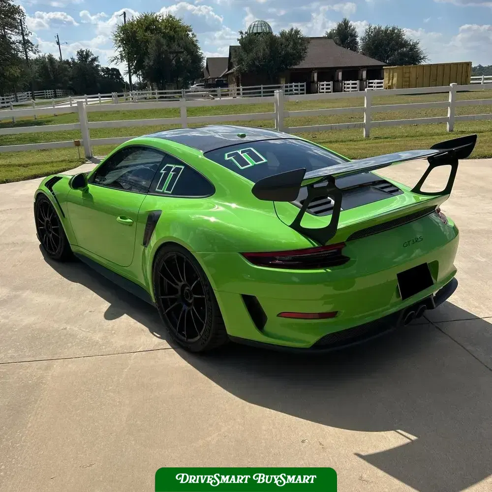 2019 Porsche 911 Carrera