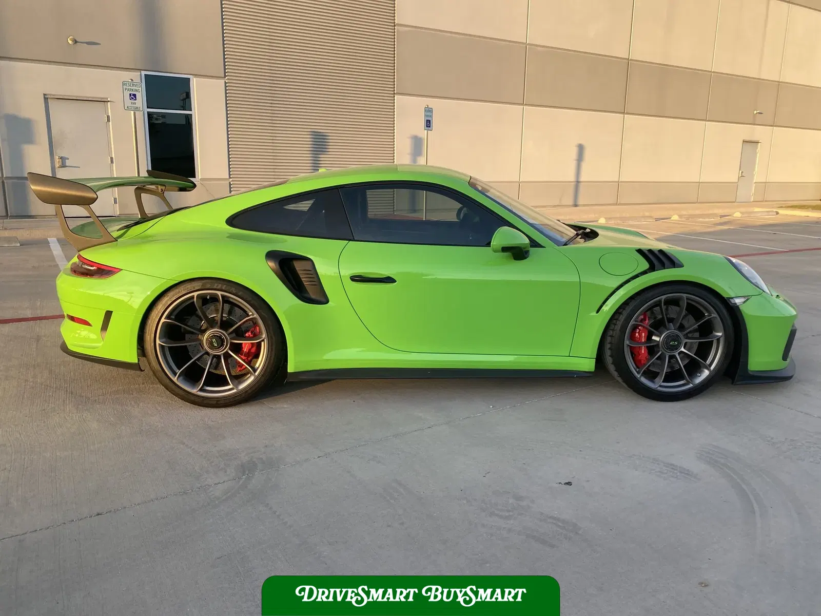 2019 Porsche 911 GT3 RS