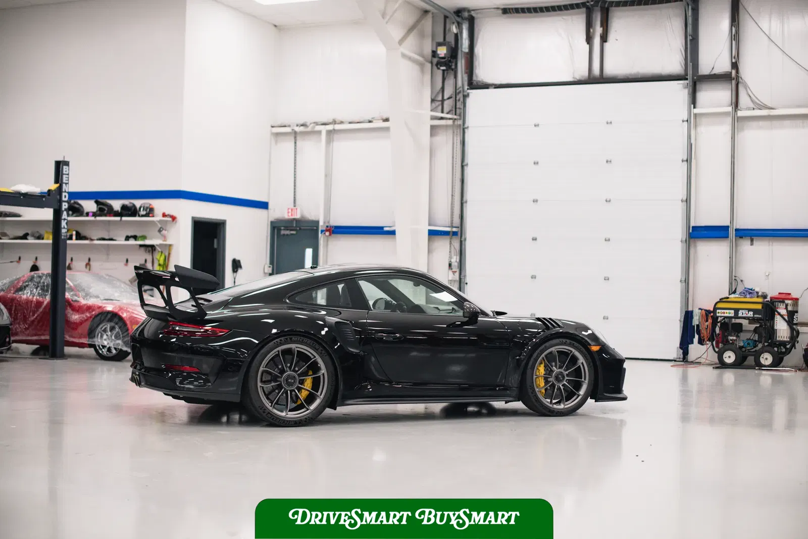 2019 Porsche 911 GT3 RS Weissach