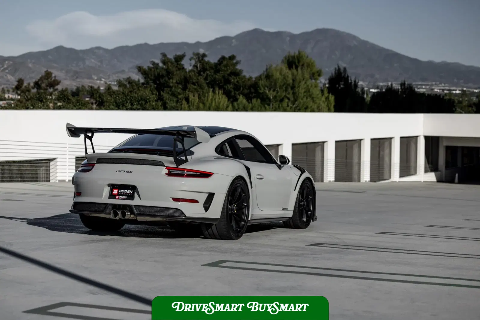 2019 Porsche 911 GT3 RS Weissach