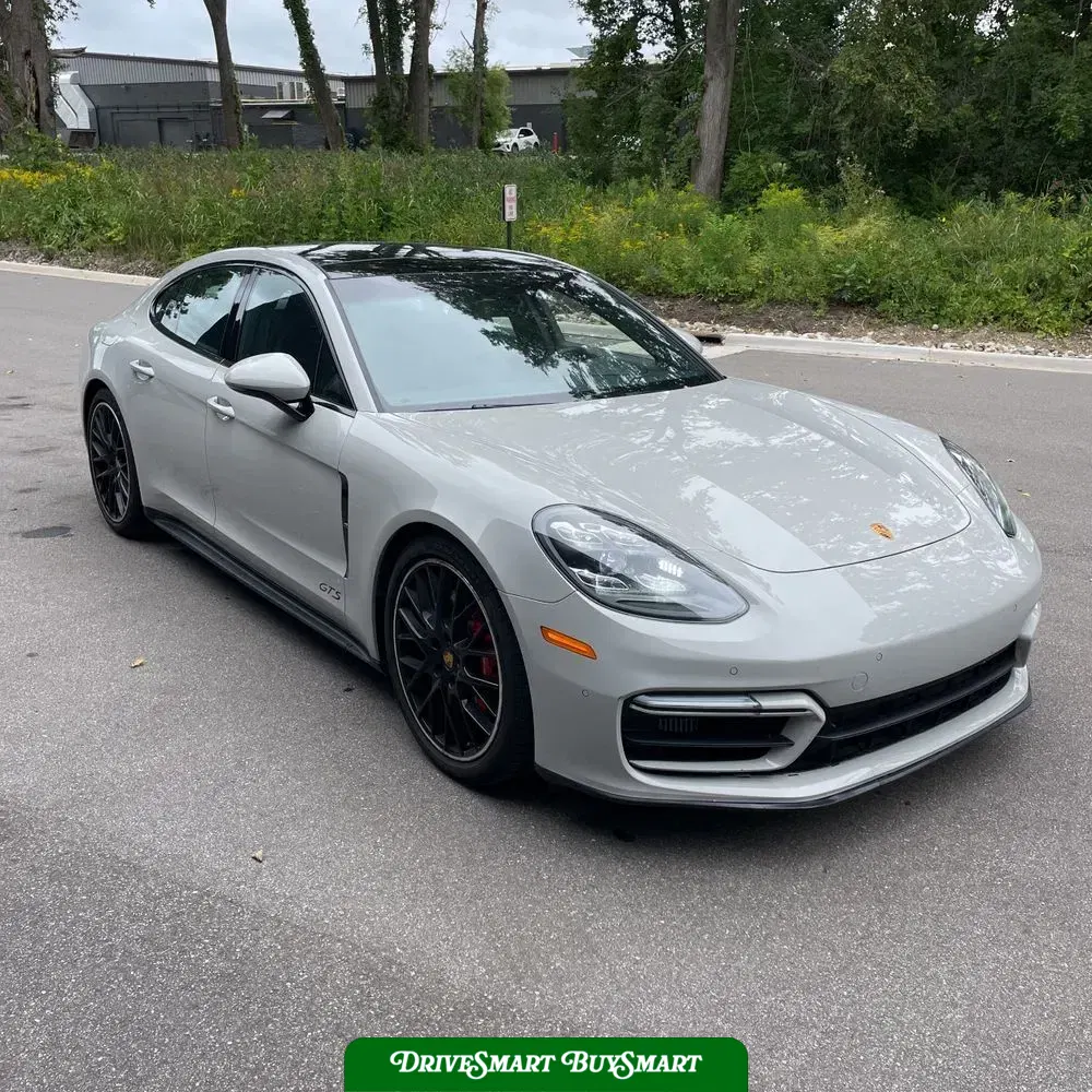 2022 Porsche Panamera GTS