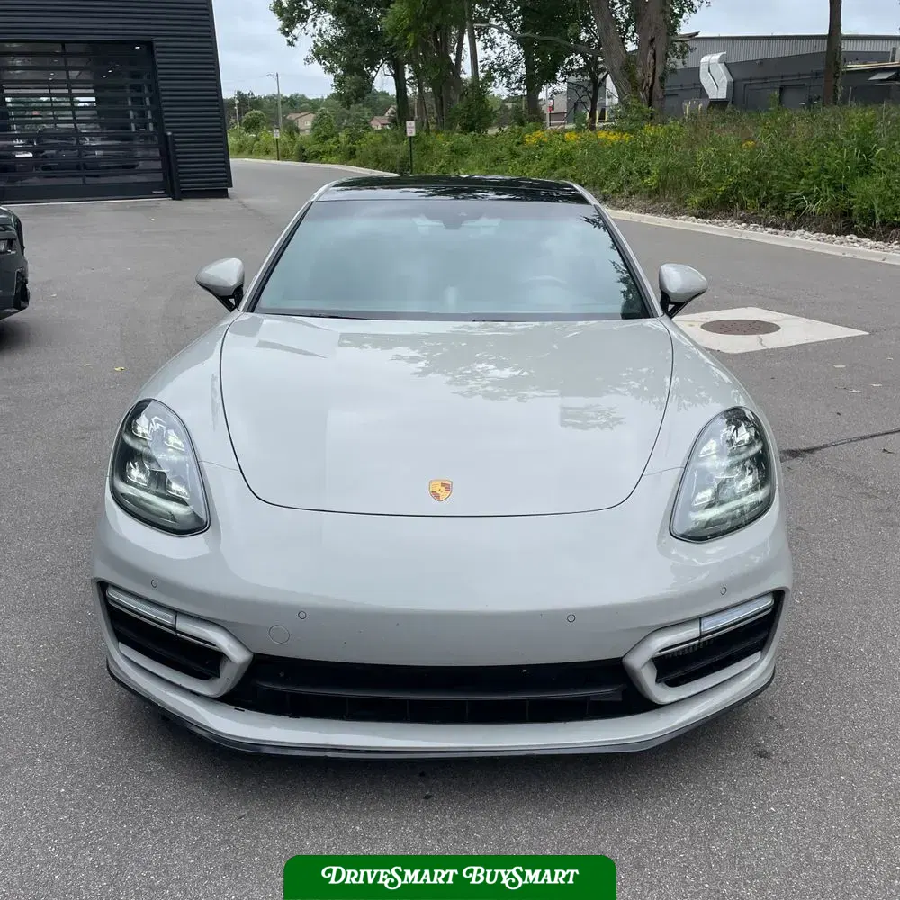 2022 Porsche Panamera GTS