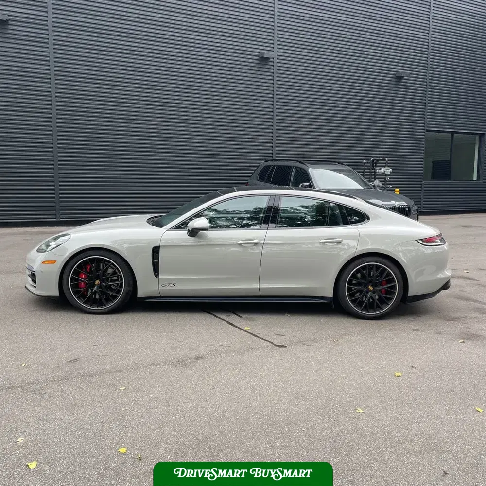 2022 Porsche Panamera GTS
