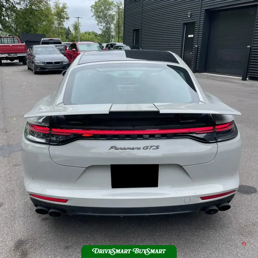 2022 Porsche Panamera GTS