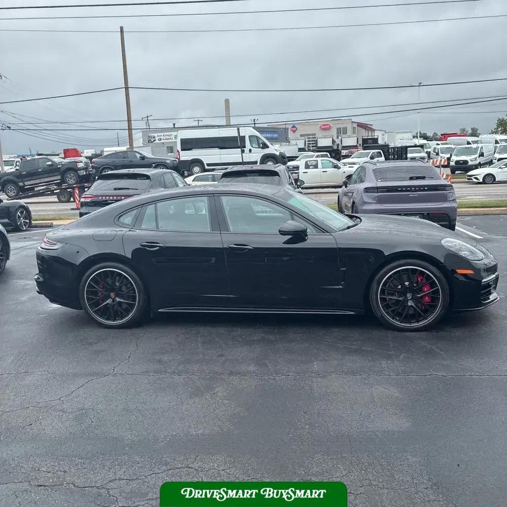 2019 Porsche Panamera GTS