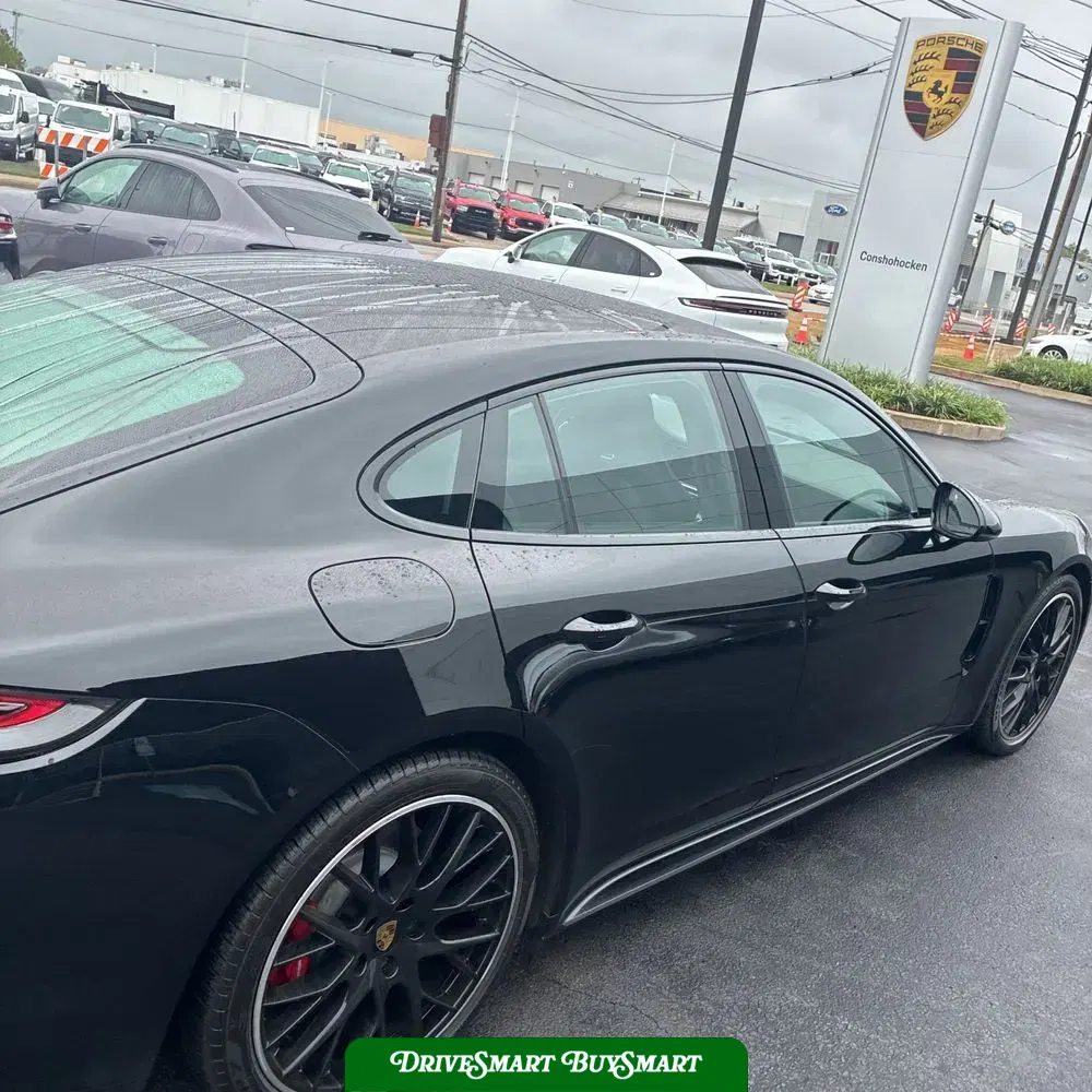 2019 Porsche Panamera GTS