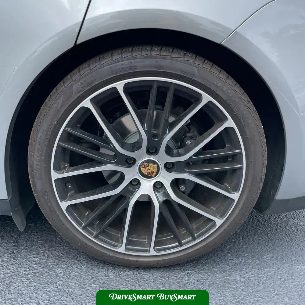 2022 Porsche Panamera Platinum Edition