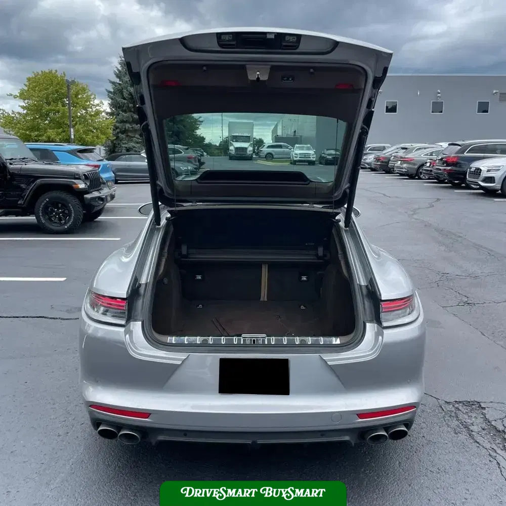 2022 Porsche Panamera Platinum Edition