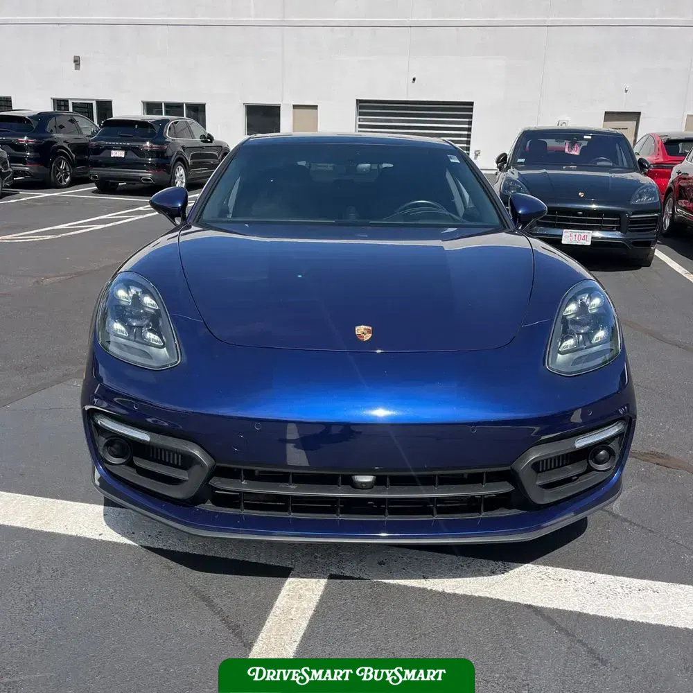 2023 Porsche Panamera 4