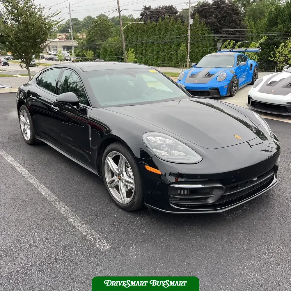 2022 Porsche Panamera 4