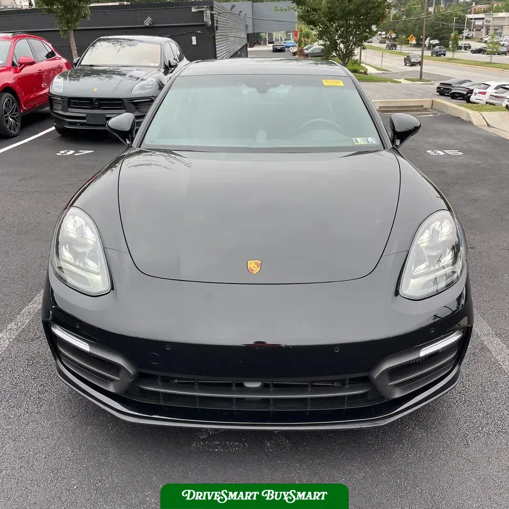 2022 Porsche Panamera 4