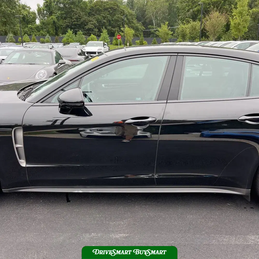 2022 Porsche Panamera 4