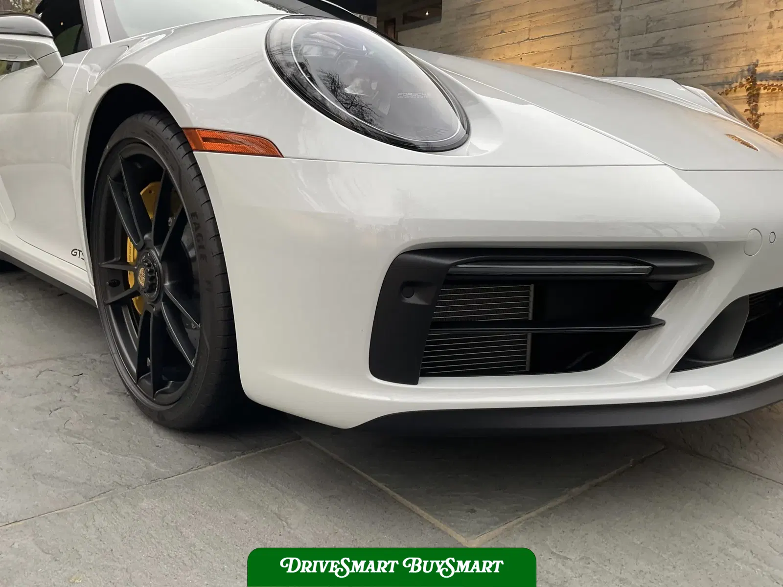 2022 Porsche 911 Targa 4 GTS 7-Speed
