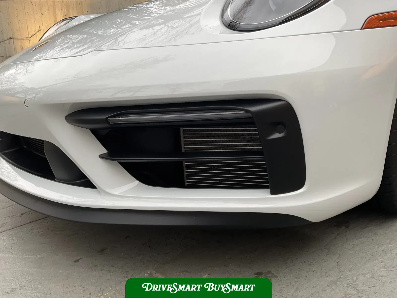 2022 Porsche 911 Targa 4 GTS 7-Speed