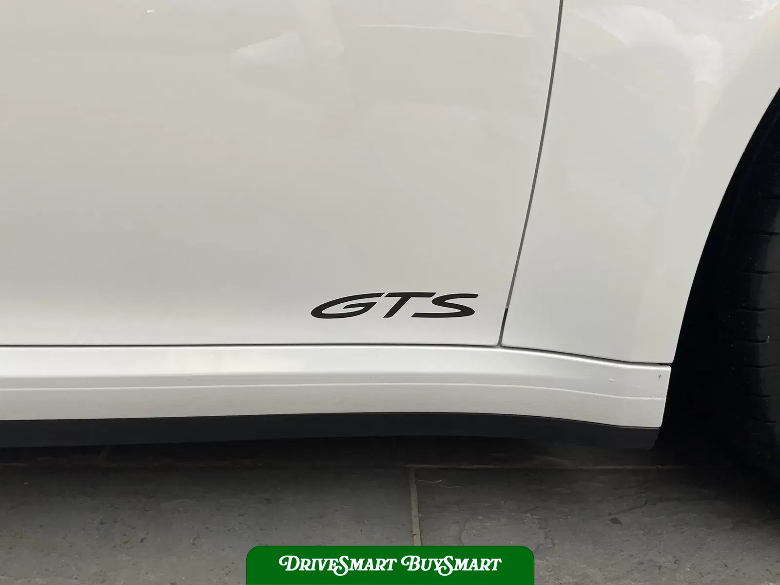 2022 Porsche 911 Targa 4 GTS 7-Speed