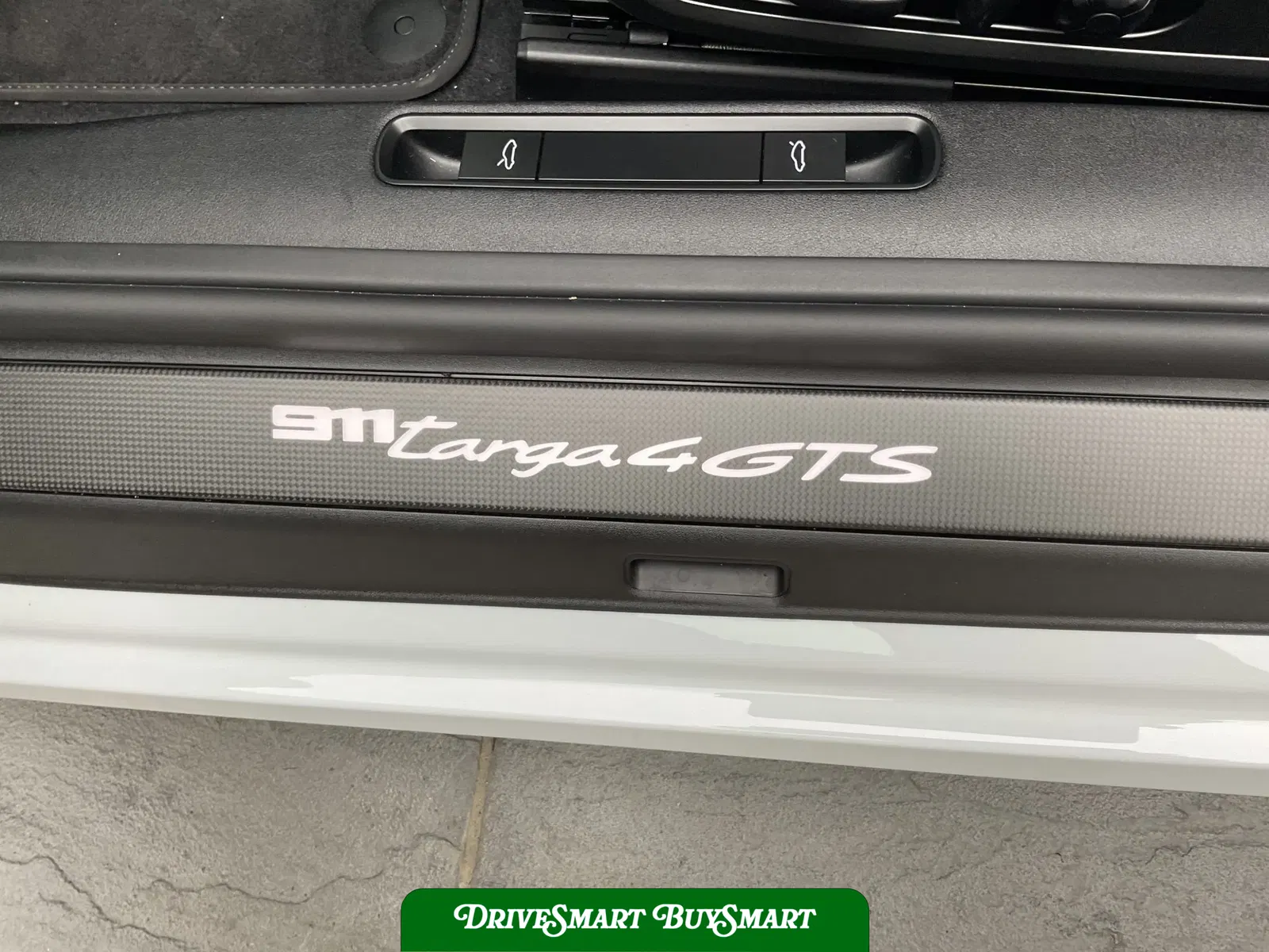 2022 Porsche 911 Targa 4 GTS 7-Speed