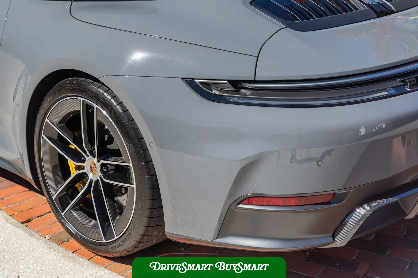 2025 Porsche 911 Targa 4 GTS