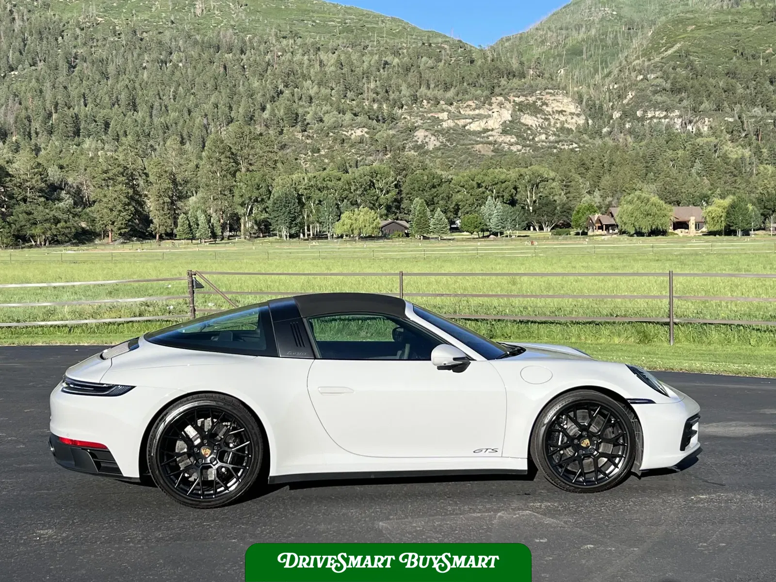 2022 Porsche 911 Targa 4 GTS