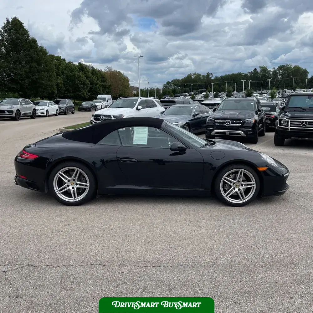 2017 Porsche 911 Carrera