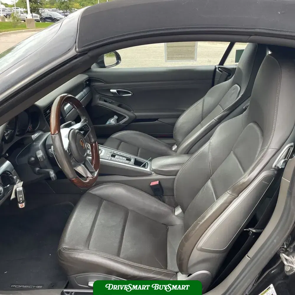 2017 Porsche 911 Carrera