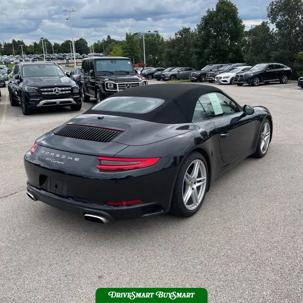 2017 Porsche 911 Carrera