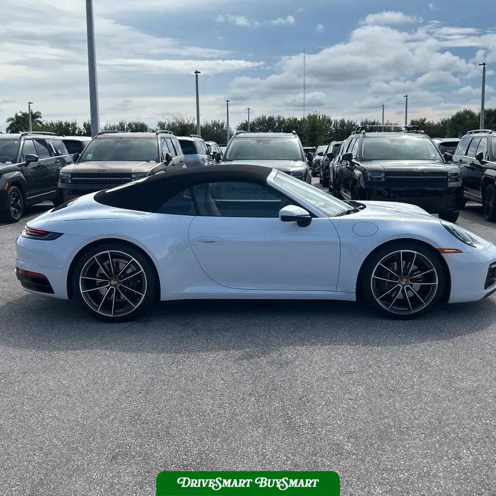 2023 Porsche 911 Carrera