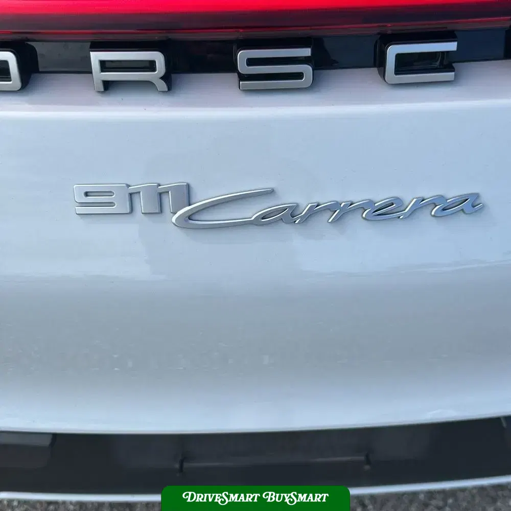 2023 Porsche 911 Carrera