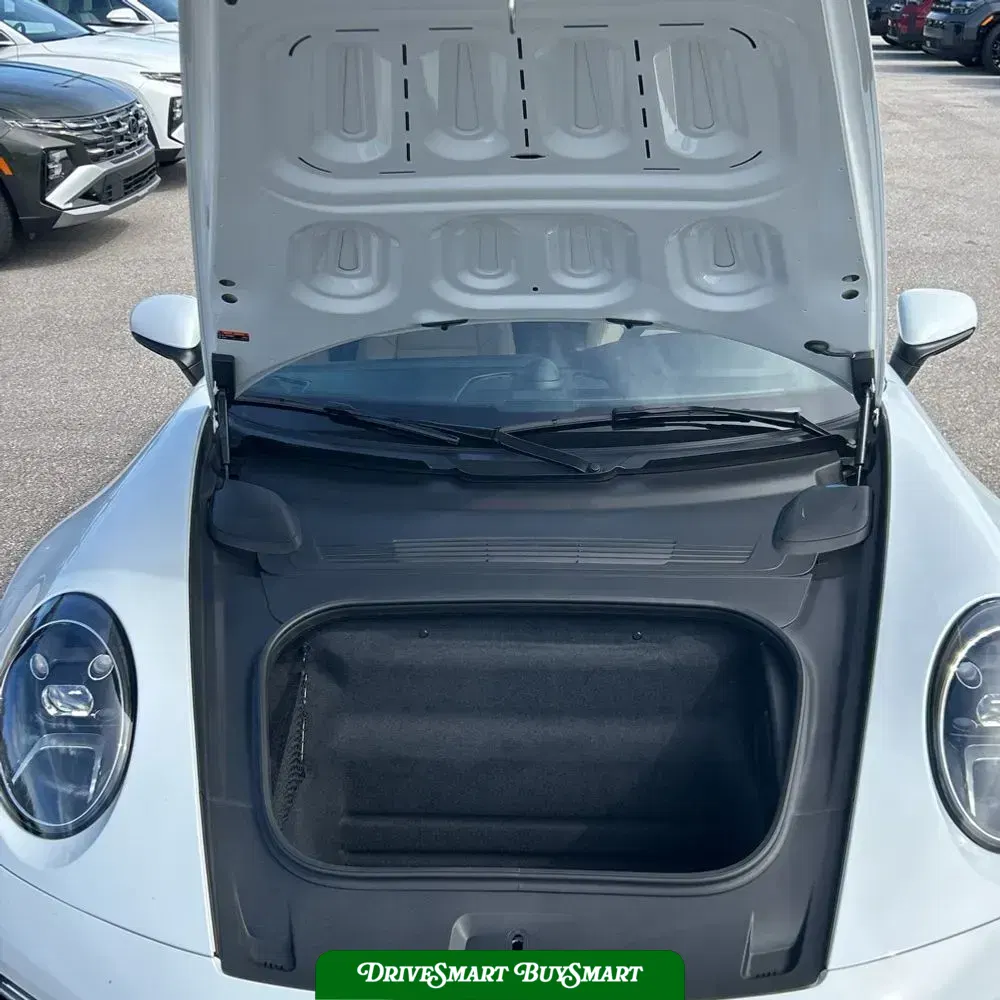 2023 Porsche 911 Carrera
