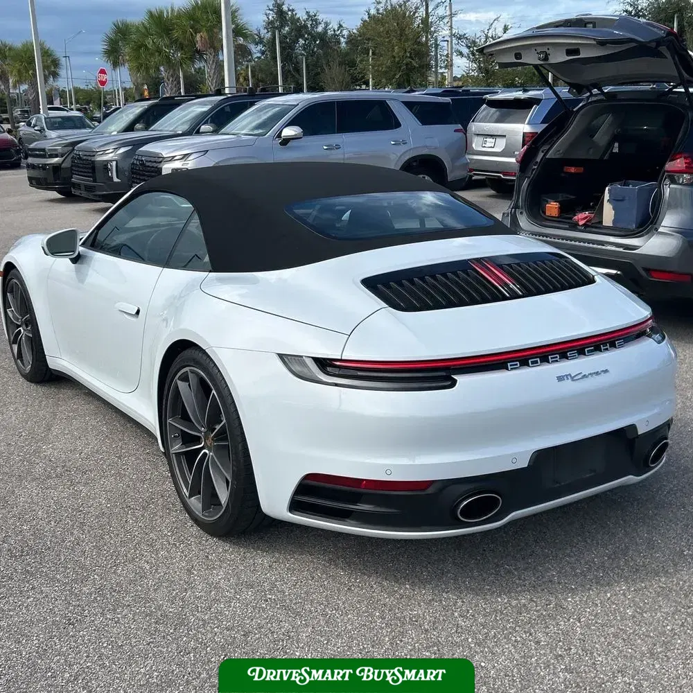 2023 Porsche 911 Carrera