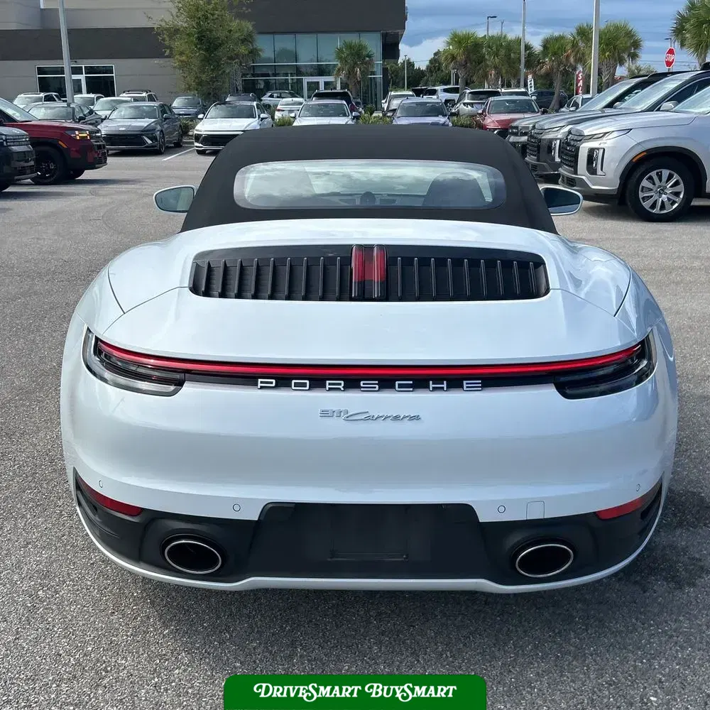 2023 Porsche 911 Carrera
