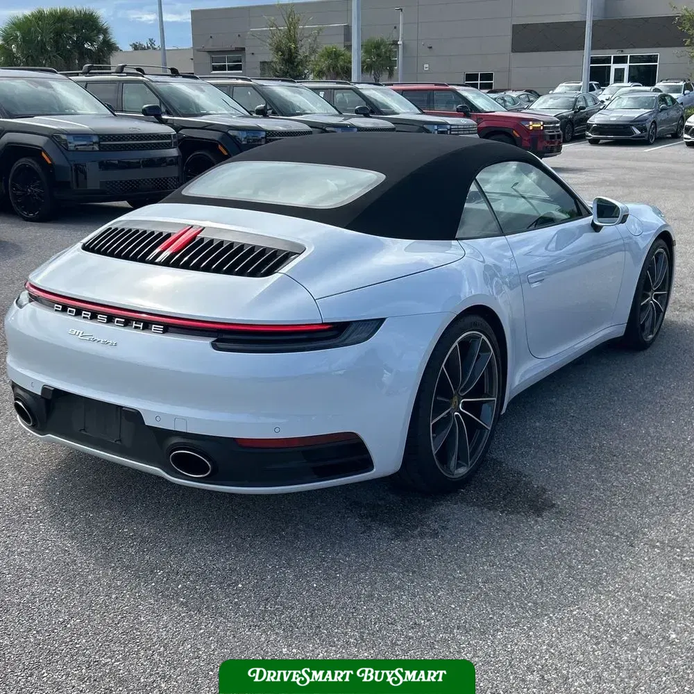 2023 Porsche 911 Carrera