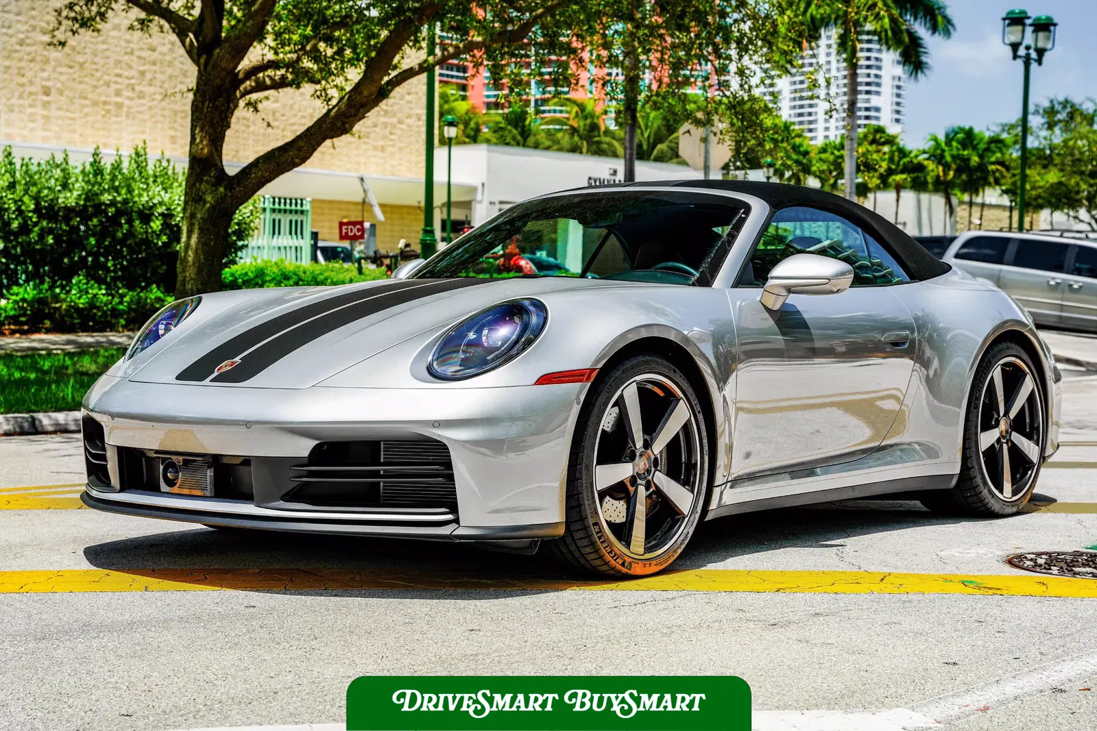 2025 Porsche 911 Carrera Cabriolet