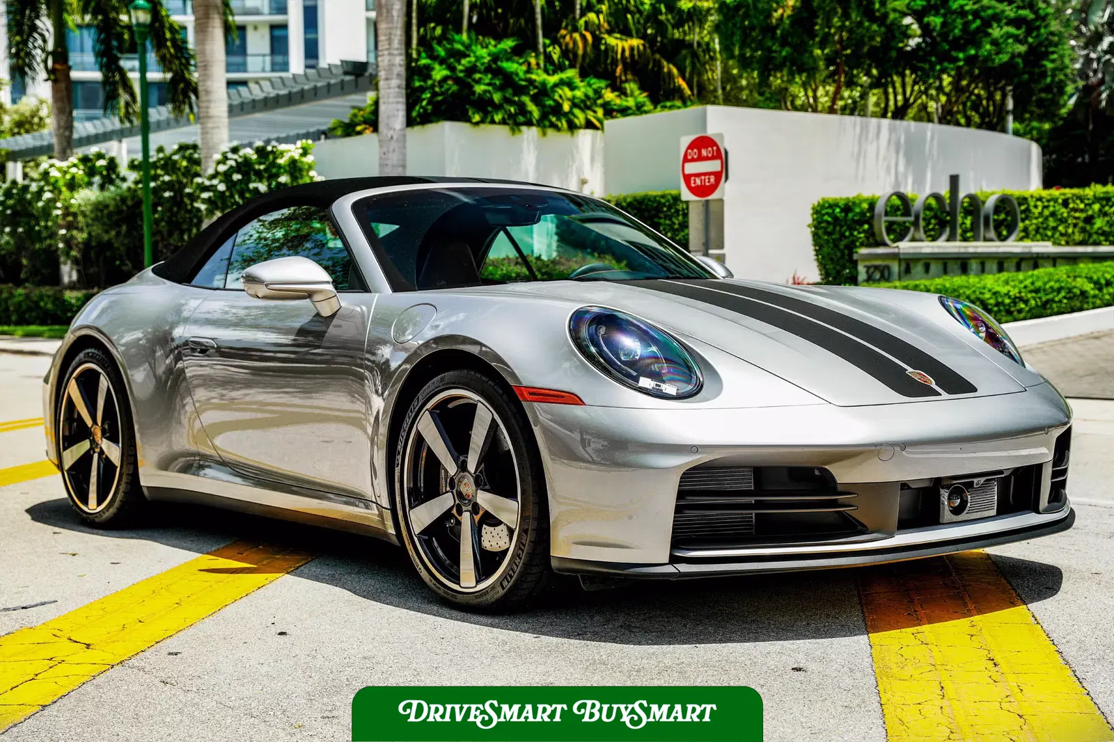 2025 Porsche 911 Carrera Cabriolet