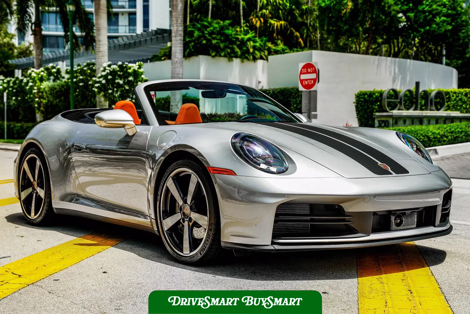 2025 Porsche 911 Carrera Cabriolet