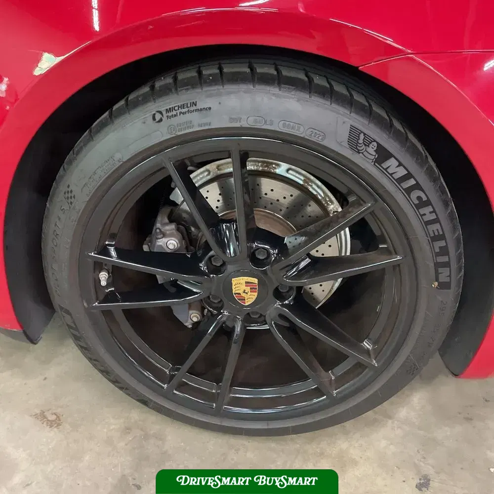 2021 Porsche 911 Carrera