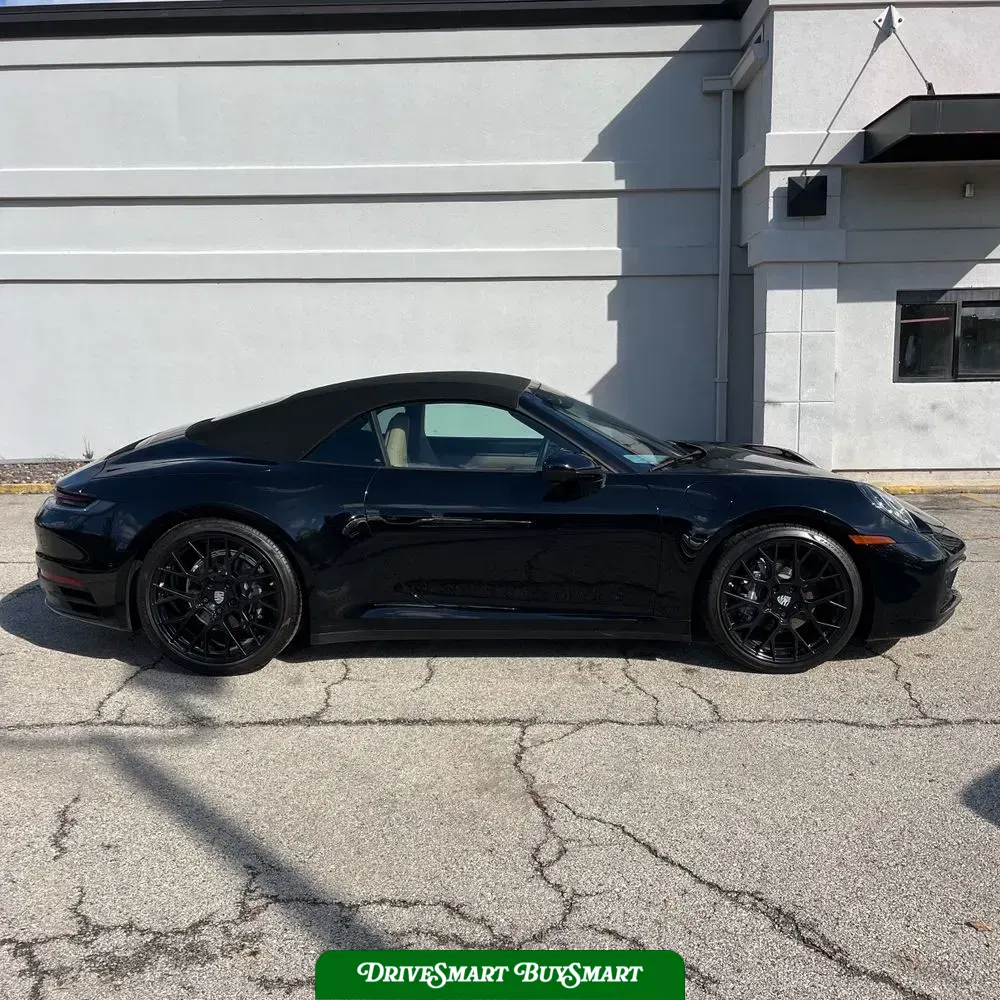 2022 Porsche 911 Carrera