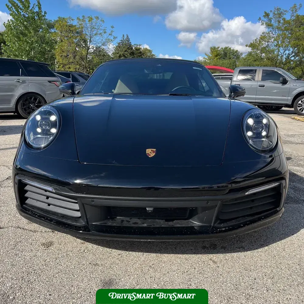 2022 Porsche 911 Carrera