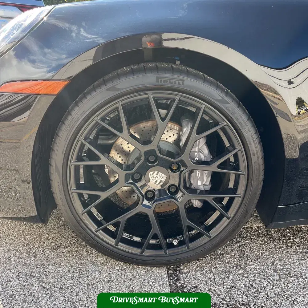 2022 Porsche 911 Carrera