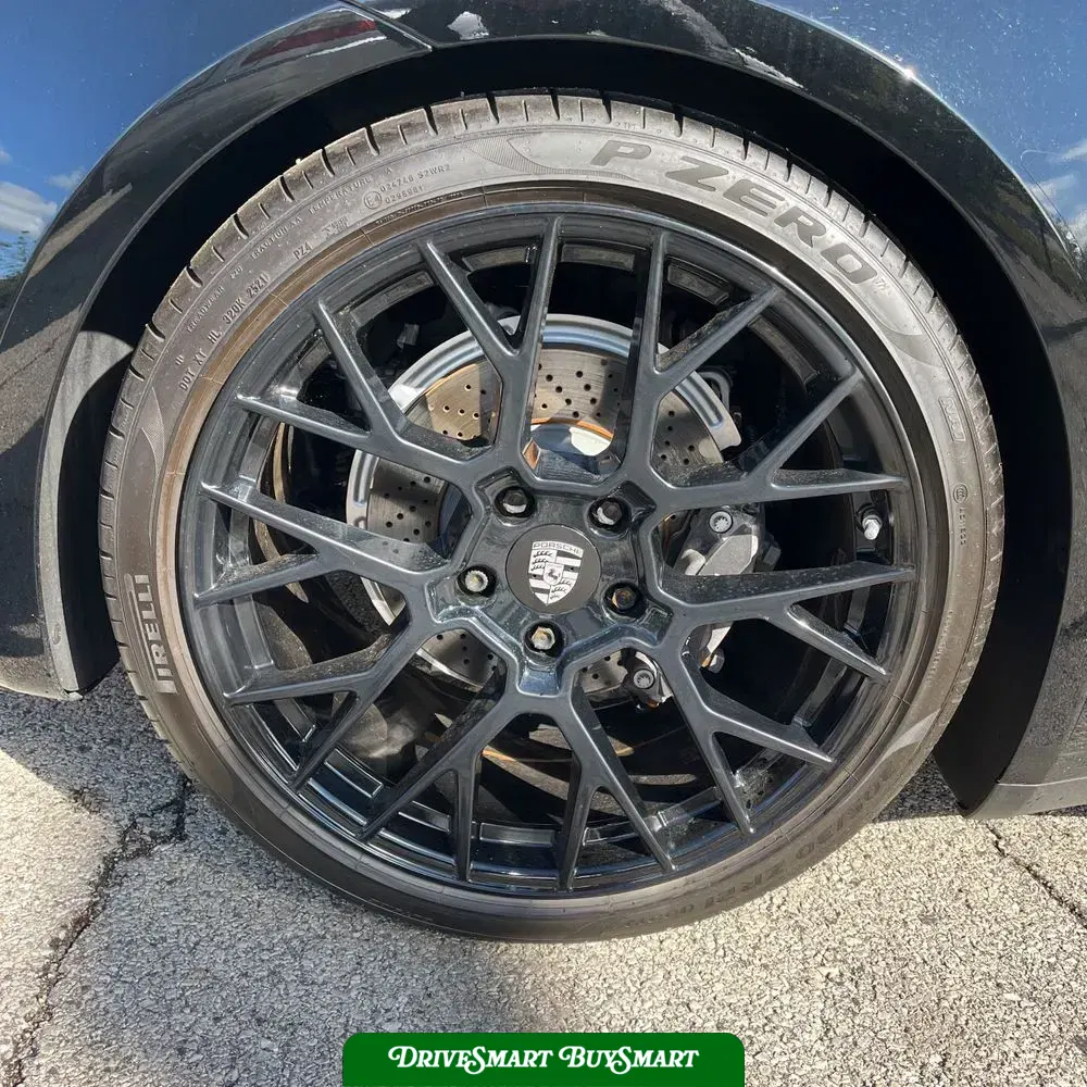 2022 Porsche 911 Carrera
