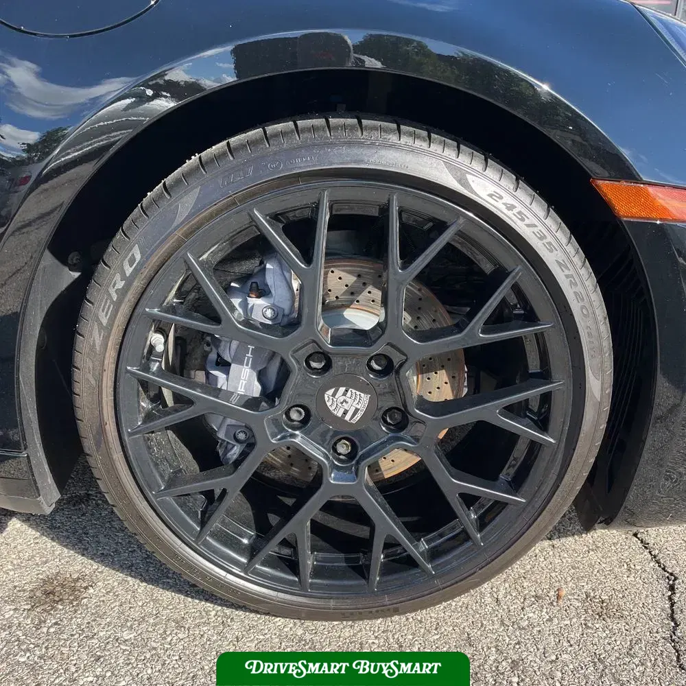 2022 Porsche 911 Carrera