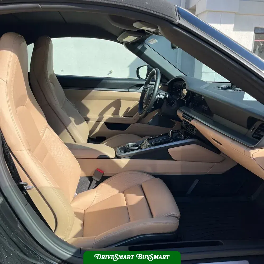 2022 Porsche 911 Carrera