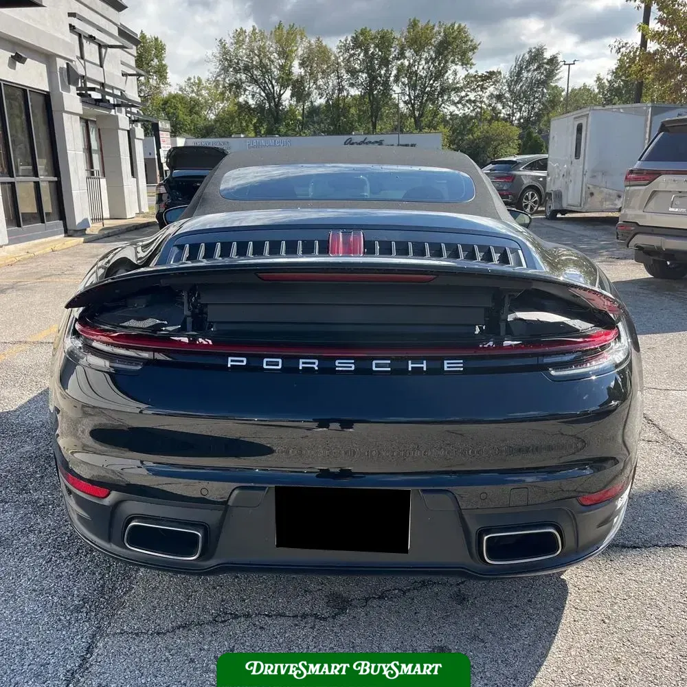2022 Porsche 911 Carrera