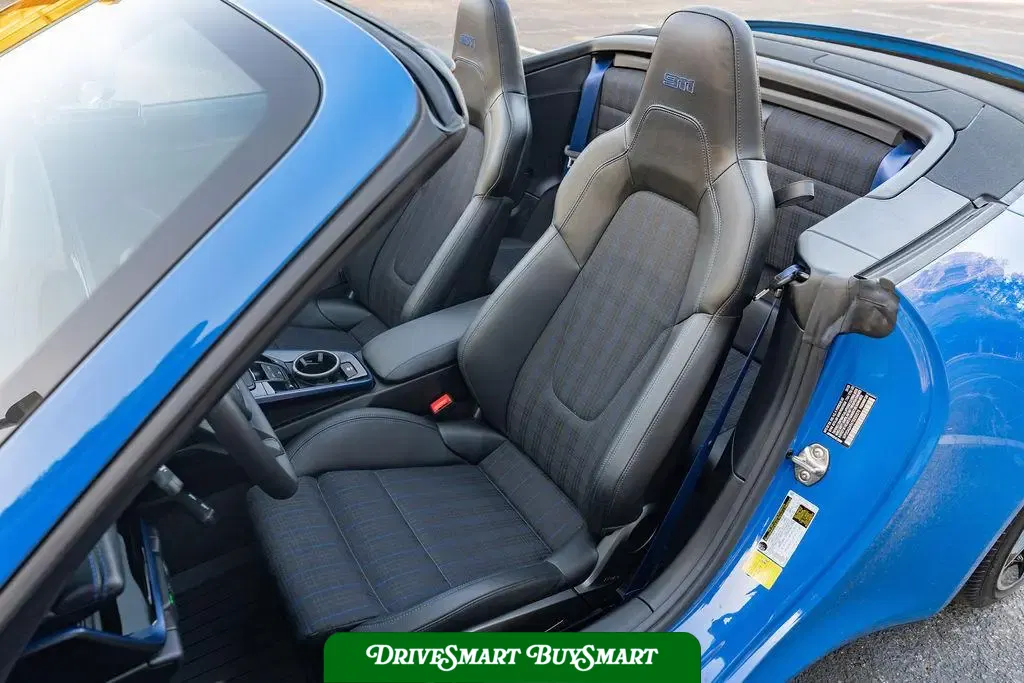 2026 Porsche 911 Carrera T Cabriolet