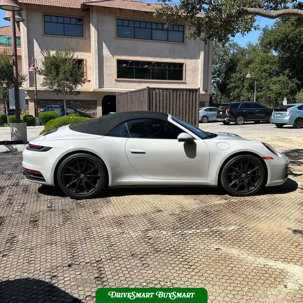 2021 Porsche 911 Carrera